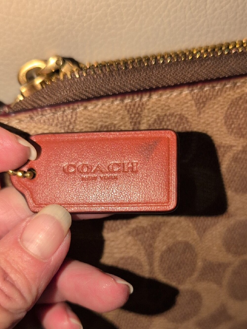Coach Kitt Messenger Crossbody Bag - Picture 7 of 11